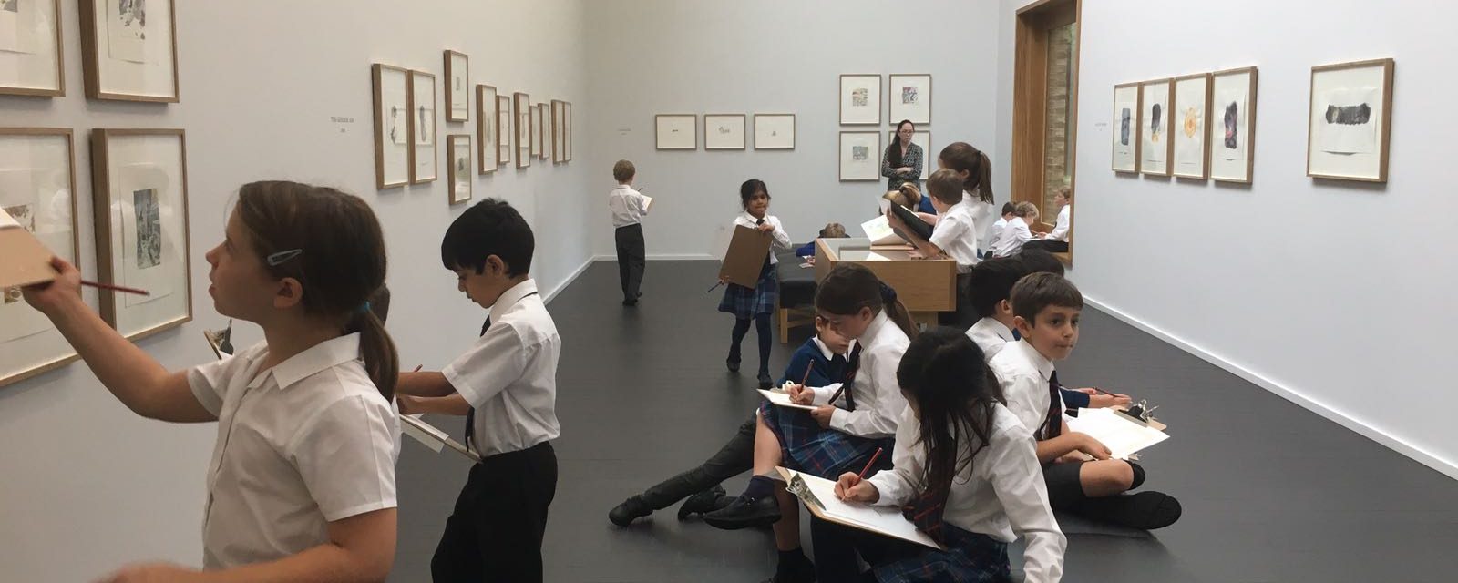 children in an art gallery
